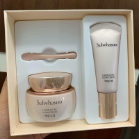 Set kem Glow Sulwhasoo dưỡng trắng và chống lão hoá tạo độ căng sáng của làn da khoẻ mạnh tự nhiên của tuổi thanh xuân