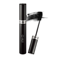 Mascara Ohui Lash Stay có độ ẩm cao, bám dính tốt