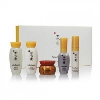 Sét Sulwhasoo Essential Trio mini 5sp- Set dưỡng đầy đủ thiết yếu Chiết xuất từ thảo dược phương Đông