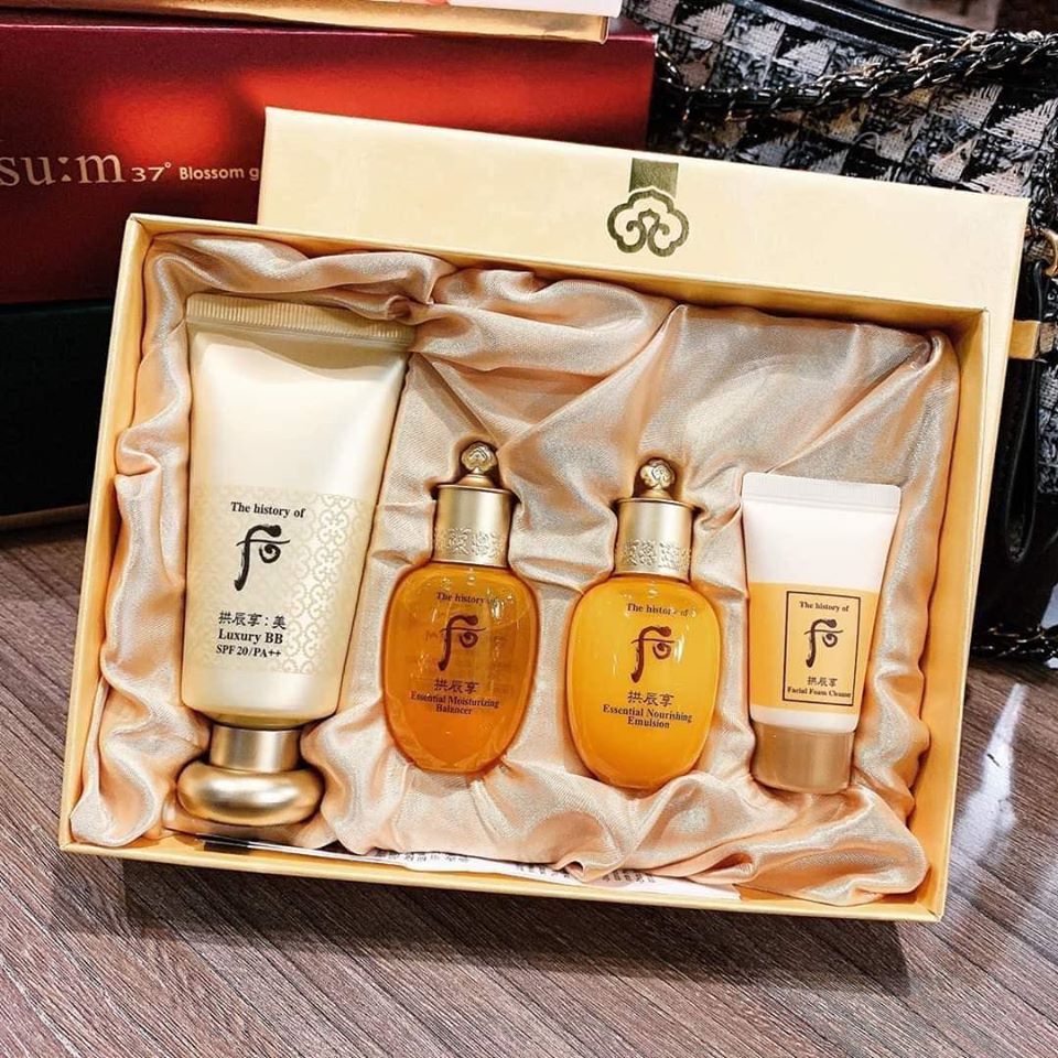 SÉT WHOO MI LUXURY BB - BB Cearm hoàng cung cao cấp bước cần thiết cho lớp trang điểm mịn màng và xinh đẹp tự nhiên.