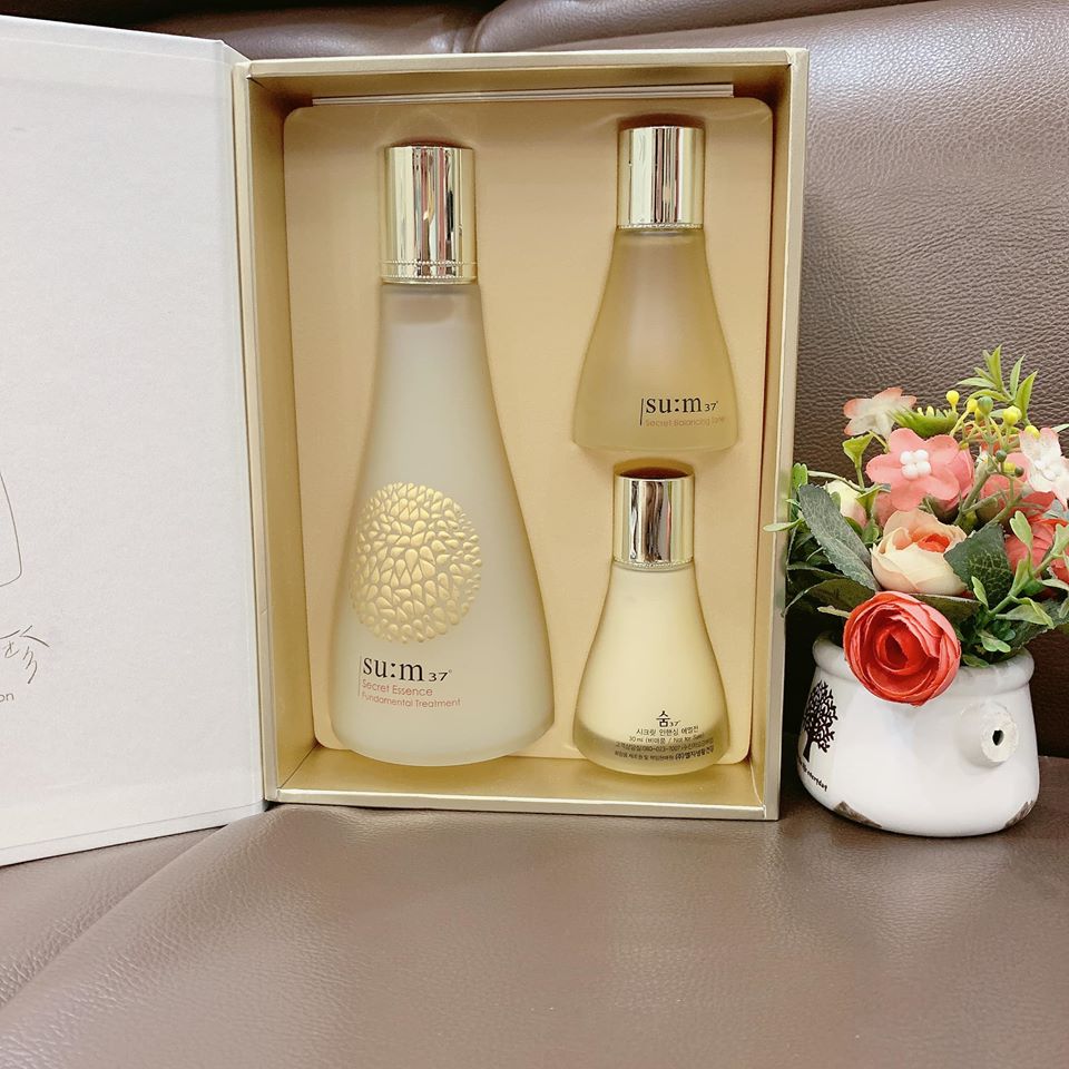 Nước Thần Sum37 Secret Essence Phiên Bản Limited 2020 upsize từ 100ml lên 230ml giúp căng bóng mướt sáng khỏe da, phục hồi tái sinh da