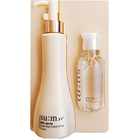 Sữa rửa mặt Su:m37 Skin Saver Essential Cleansing Foam làm sạch bụi bẩn và bã nhờn từ sâu trong lỗ chân mà không gây kích ứng cho làn da mẫn cảm